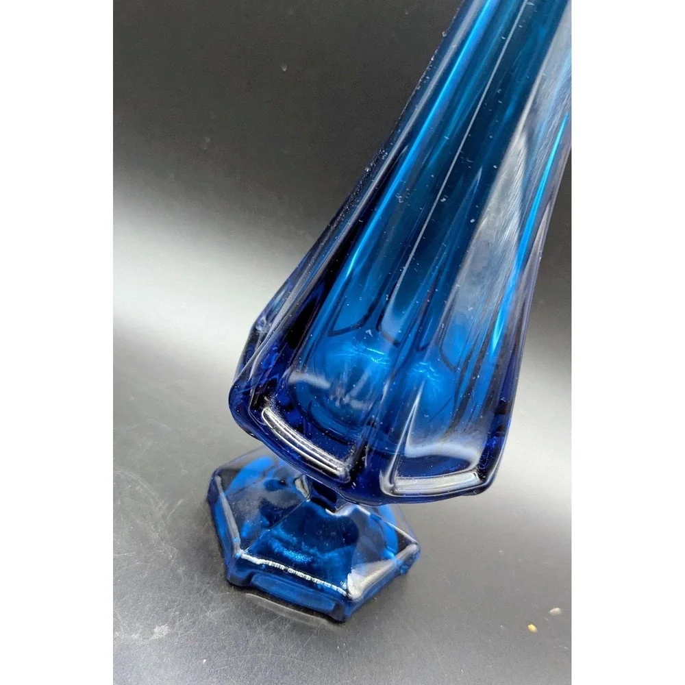 Vintage Viking Glass Epic Collum Bluenique Swung Vase 12